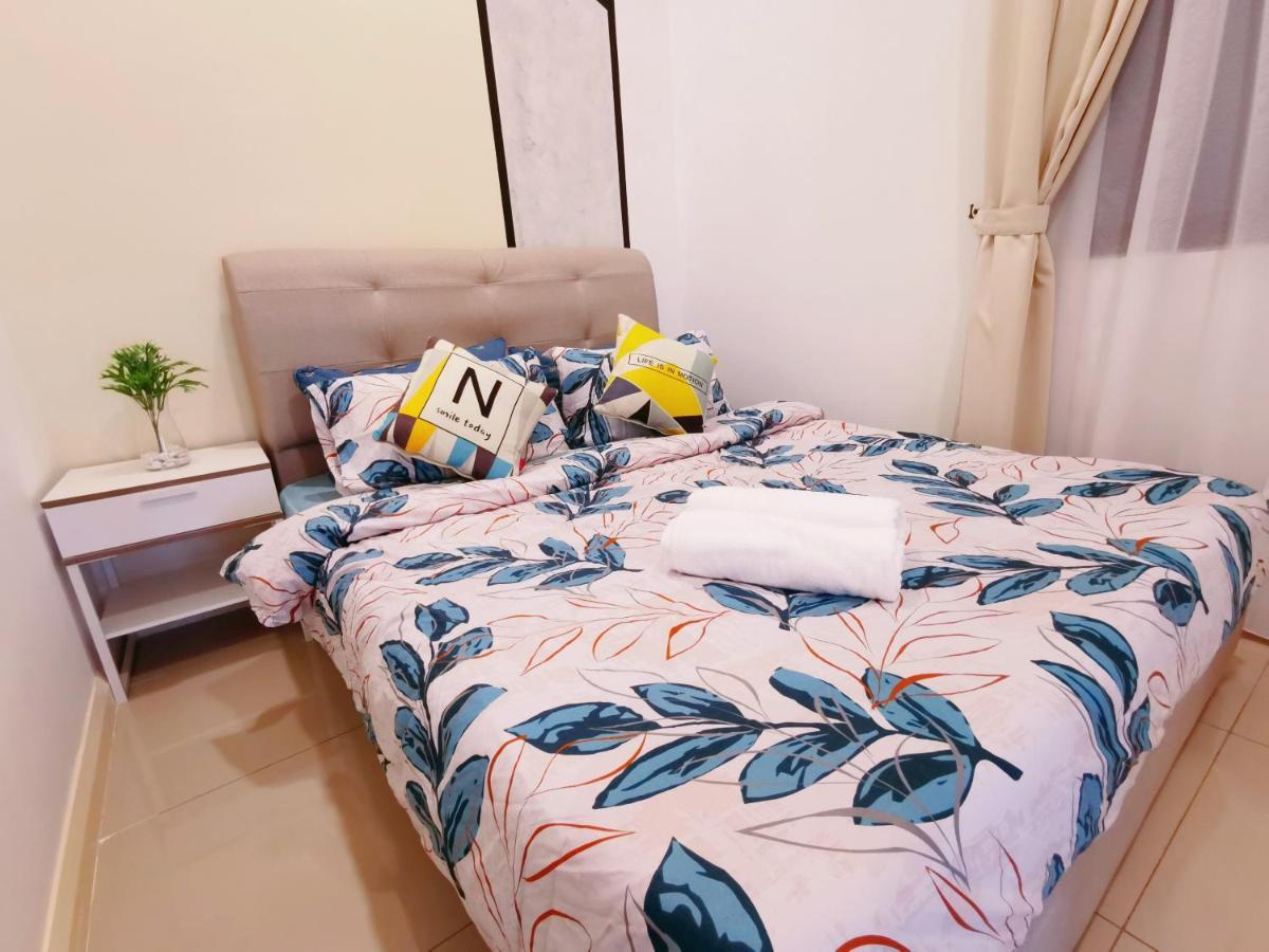 Legoland 3Min Lakeview Happyrainbowsuite 7Pax 2R2B Nusajaya  Zewnętrze zdjęcie