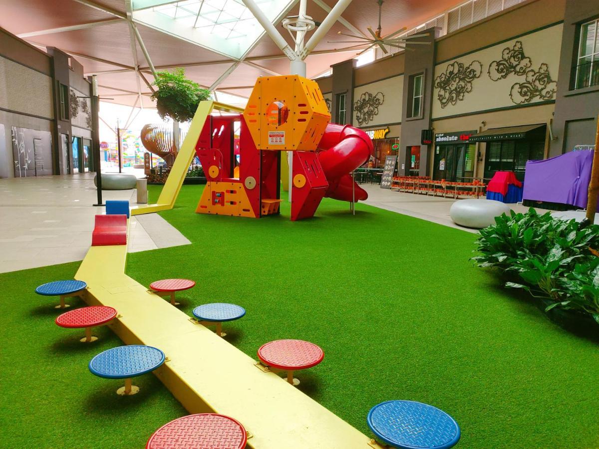 Legoland 3Min Lakeview Happyrainbowsuite 7Pax 2R2B Nusajaya  Zewnętrze zdjęcie