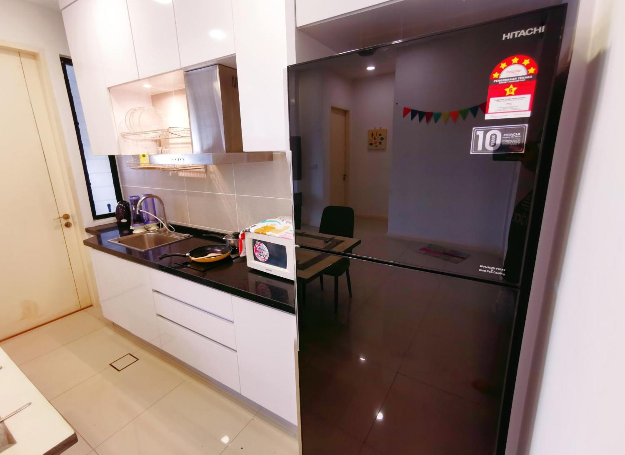 Legoland 3Min Lakeview Happyrainbowsuite 7Pax 2R2B Nusajaya  Zewnętrze zdjęcie